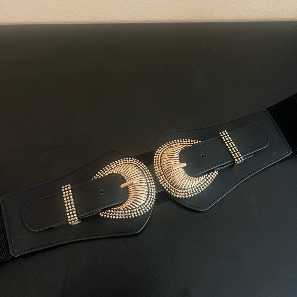Black and Gold belt … cute for country concerts